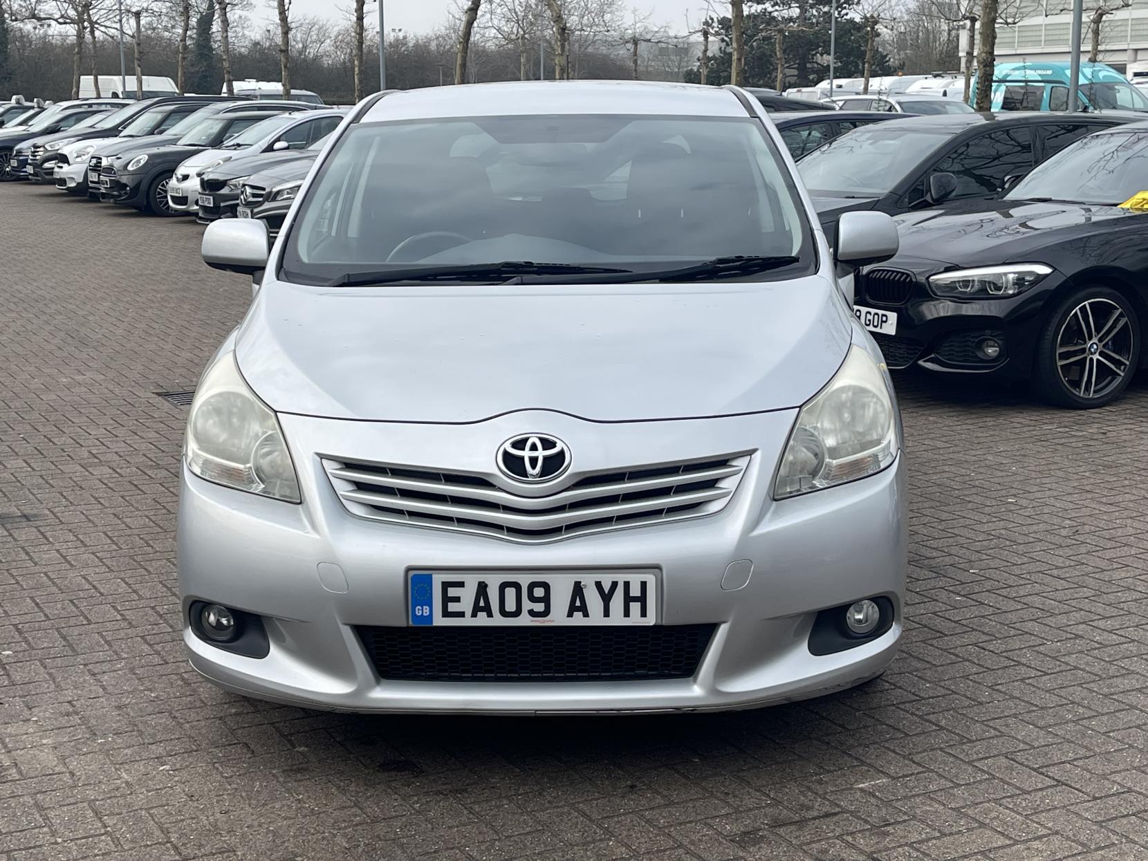 Toyota Verso 1.8 V-Matic TR MPV 5dr Petrol Multidrive S Euro 4 (147 ps)