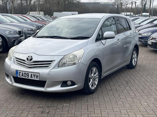 Toyota Verso 1.8 V-Matic TR MPV 5dr Petrol Multidrive S Euro 4 (147 ps)