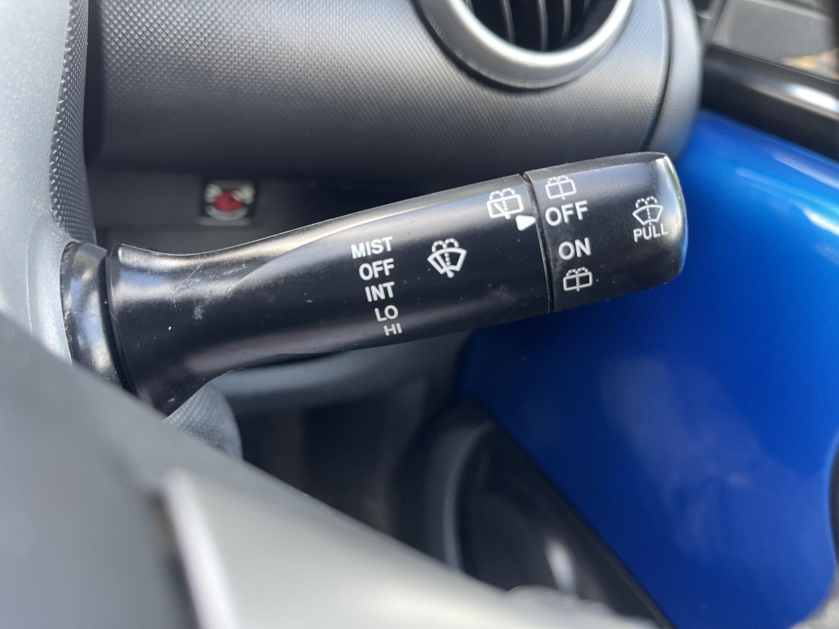 Peugeot 107 1.0 12V Allure Hatchback 5dr Petrol Manual Euro 5 (68 ps)