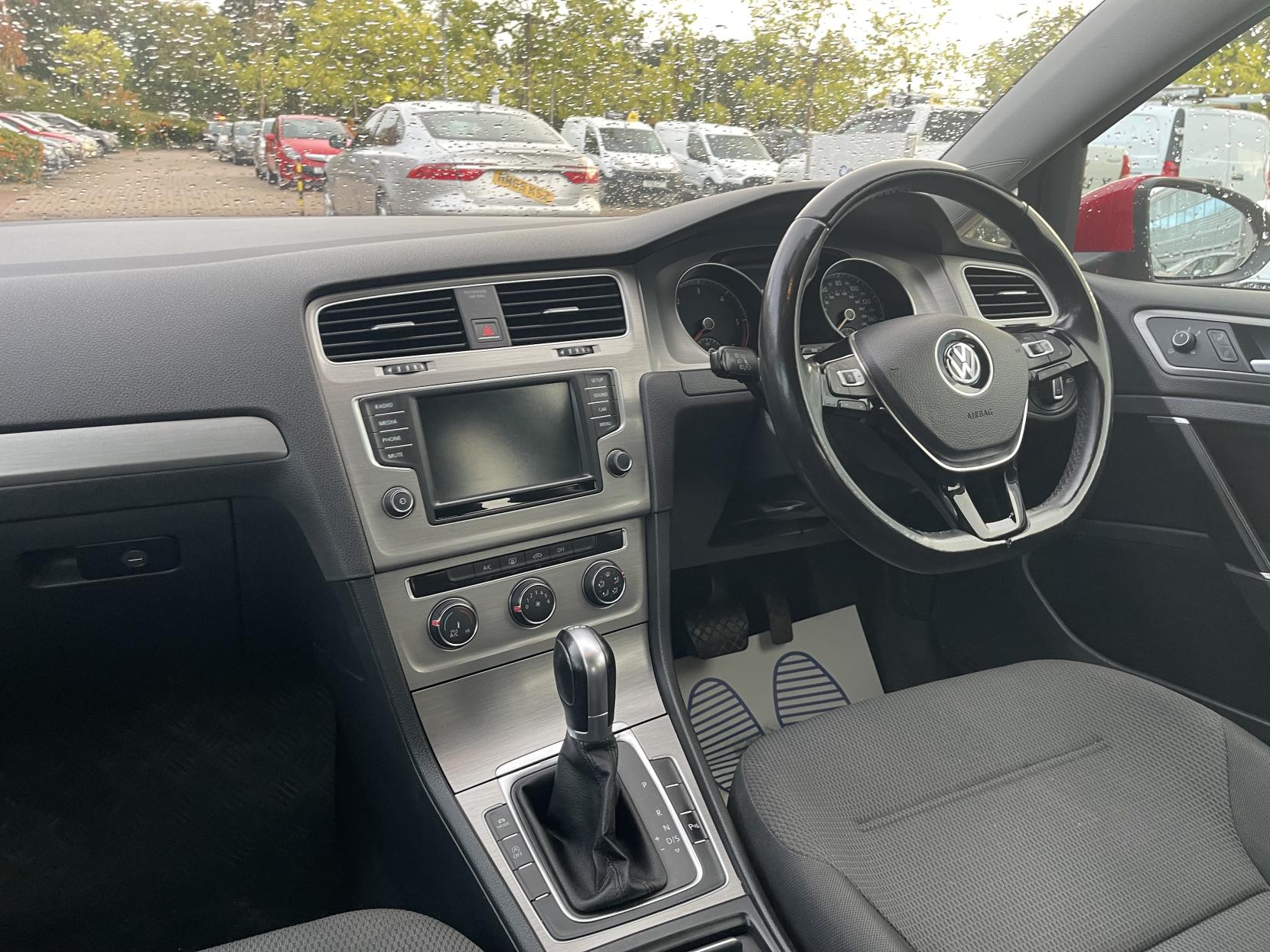 Volkswagen Golf 1.6 TDI BlueMotion Tech Match Hatchback 5dr Diesel DSG Euro 6 (s/s) (110 ps)