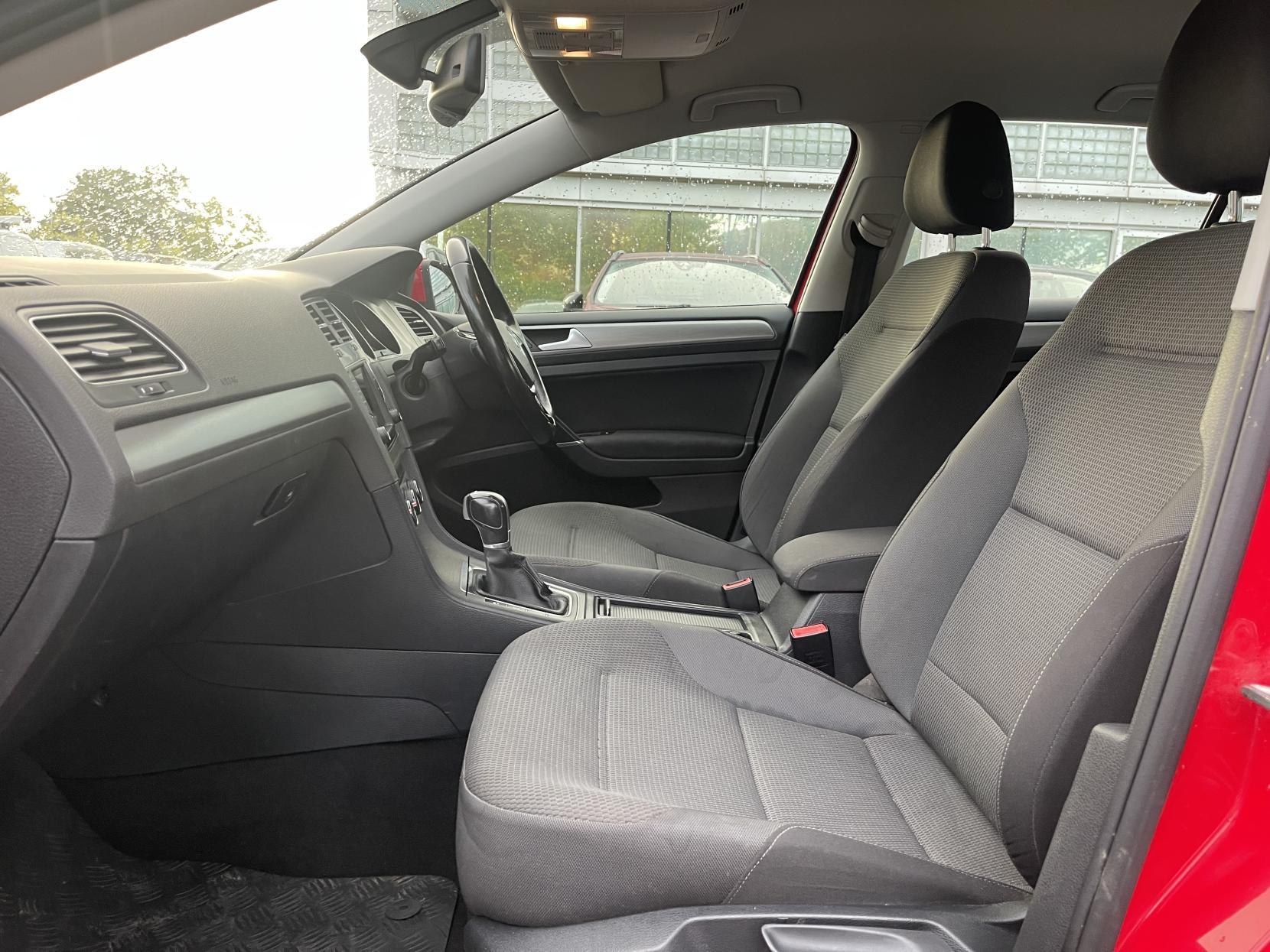 Volkswagen Golf 1.6 TDI BlueMotion Tech Match Hatchback 5dr Diesel DSG Euro 6 (s/s) (110 ps)