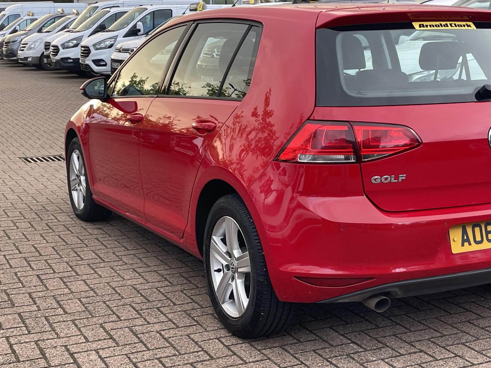Volkswagen Golf 1.6 TDI BlueMotion Tech Match Hatchback 5dr Diesel DSG Euro 6 (s/s) (110 ps)