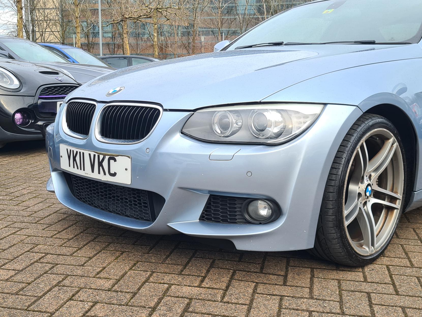 BMW 3 Series 3.0 330d M Sport Coupe 2dr Diesel Steptronic Euro 5 (245 ps)