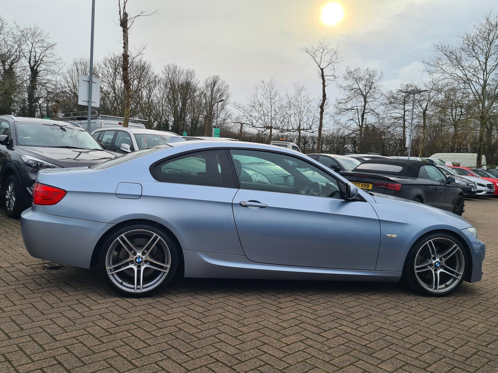 BMW 3 Series 3.0 330d M Sport Coupe 2dr Diesel Steptronic Euro 5 (245 ps)