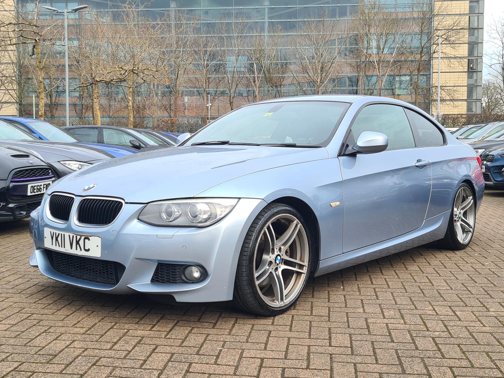 BMW 3 Series 3.0 330d M Sport Coupe 2dr Diesel Steptronic Euro 5 (245 ps)