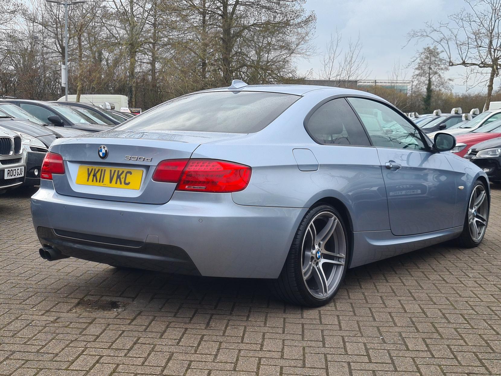 BMW 3 Series 3.0 330d M Sport Coupe 2dr Diesel Steptronic Euro 5 (245 ps)