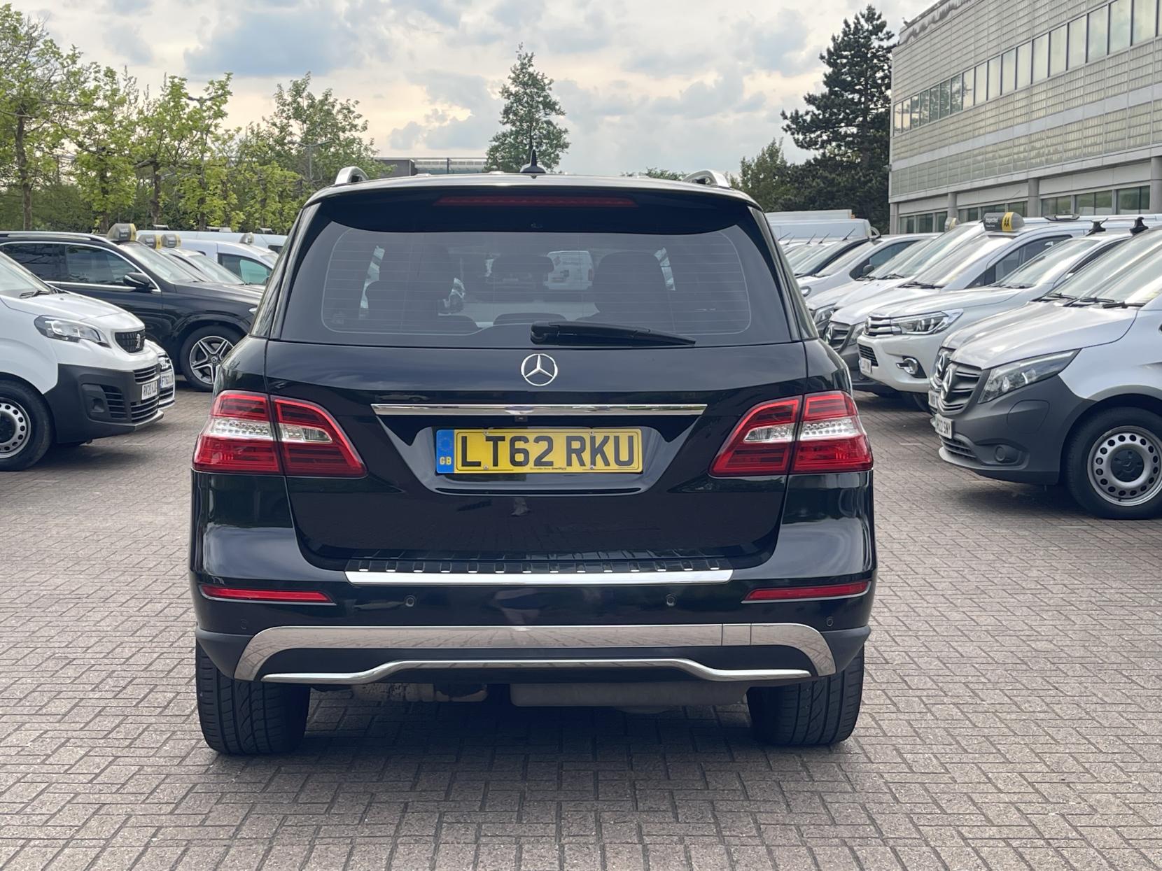 Mercedes-Benz M Class 2.1 ML250 BlueTEC Special Edition SUV 5dr Diesel G-Tronic 4WD Euro 6 (s/s) (204 ps)