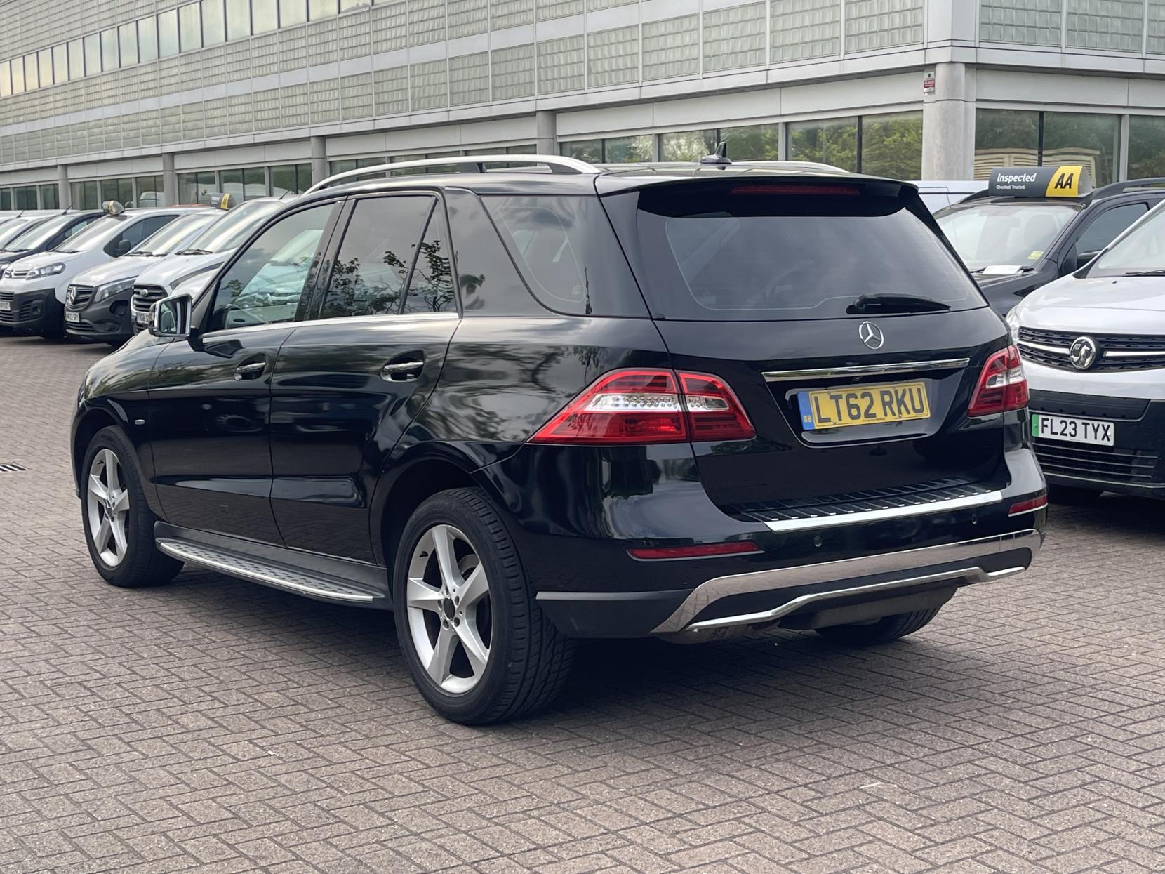 Mercedes-Benz M Class 2.1 ML250 BlueTEC Special Edition SUV 5dr Diesel G-Tronic 4WD Euro 6 (s/s) (204 ps)