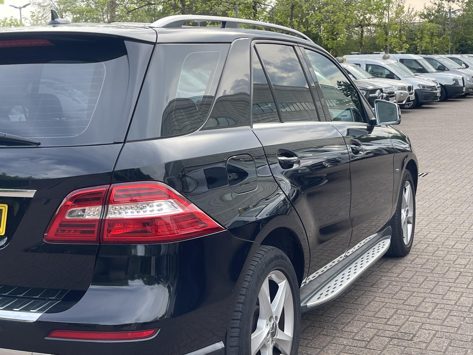 Mercedes-Benz M Class 2.1 ML250 BlueTEC Special Edition SUV 5dr Diesel G-Tronic 4WD Euro 6 (s/s) (204 ps)