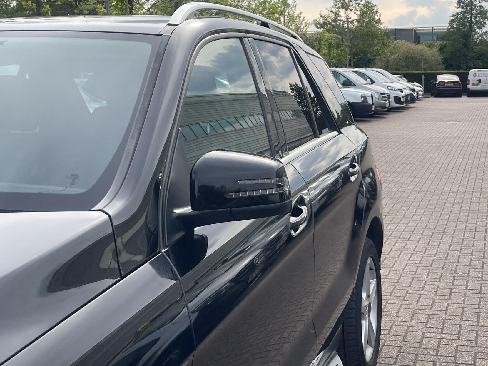 Mercedes-Benz M Class 2.1 ML250 BlueTEC Special Edition SUV 5dr Diesel G-Tronic 4WD Euro 6 (s/s) (204 ps)