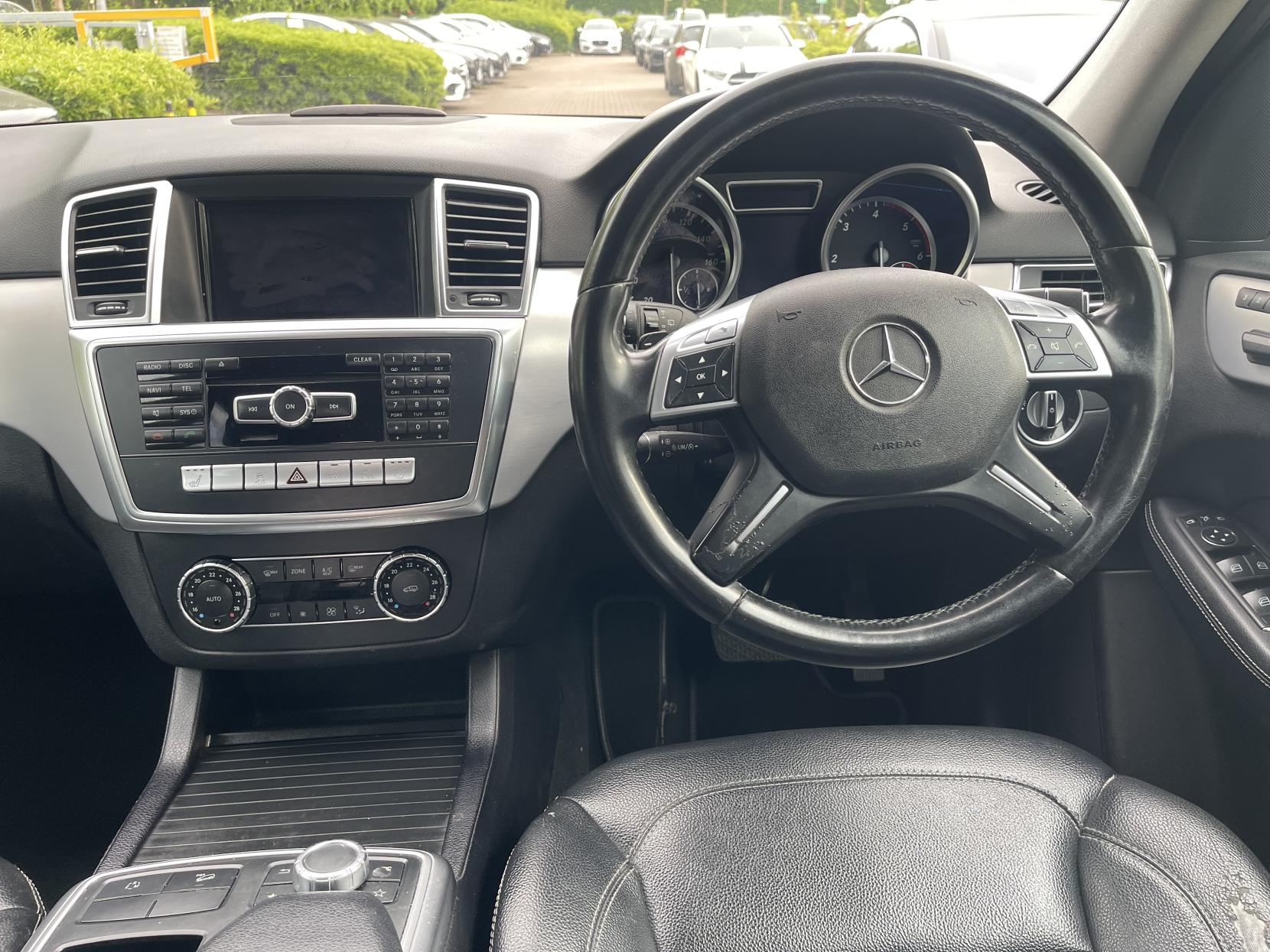 Mercedes-Benz M Class 2.1 ML250 BlueTEC Special Edition SUV 5dr Diesel G-Tronic 4WD Euro 6 (s/s) (204 ps)