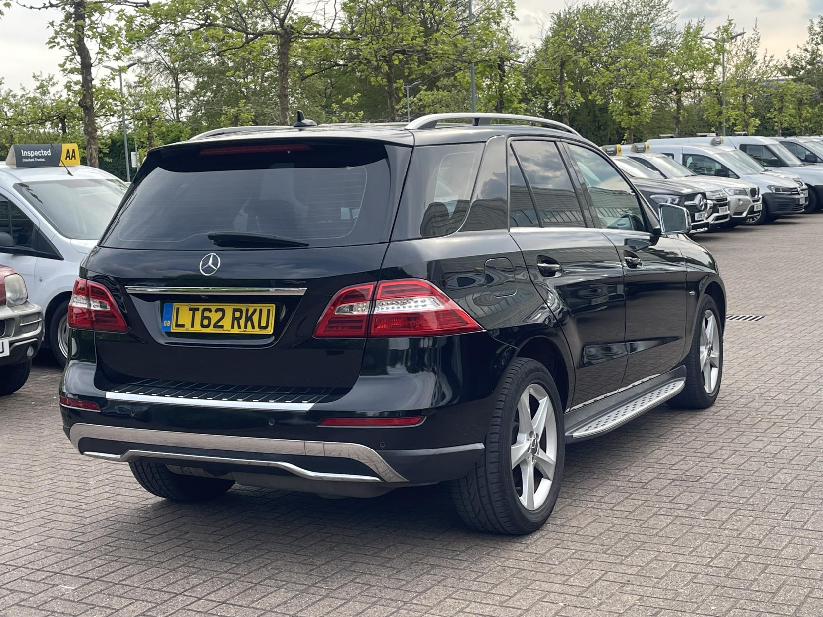 Mercedes-Benz M Class 2.1 ML250 BlueTEC Special Edition SUV 5dr Diesel G-Tronic 4WD Euro 6 (s/s) (204 ps)