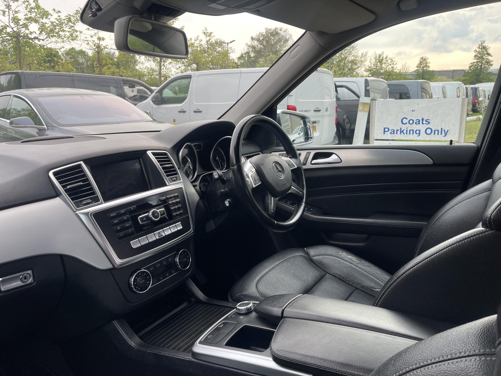 Mercedes-Benz M Class 2.1 ML250 BlueTEC Special Edition SUV 5dr Diesel G-Tronic 4WD Euro 6 (s/s) (204 ps)