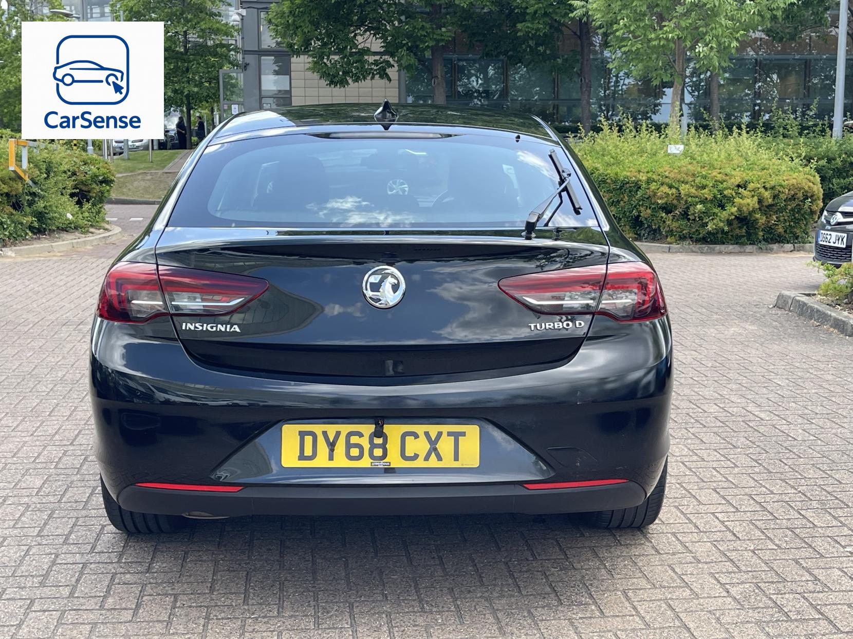 Vauxhall Insignia 1.6 Turbo D BlueInjection Design Nav Grand Sport 5dr Diesel Automatic Euro 6 (s/s) (136 ps)