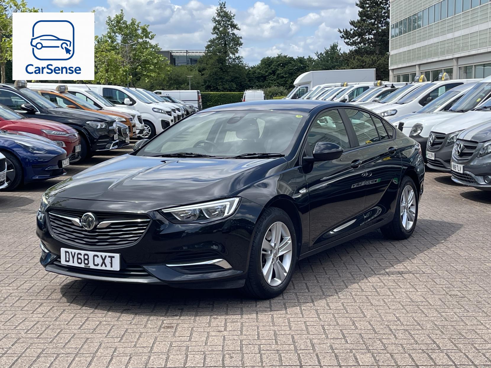 Vauxhall Insignia 1.6 Turbo D BlueInjection Design Nav Grand Sport 5dr Diesel Automatic Euro 6 (s/s) (136 ps)