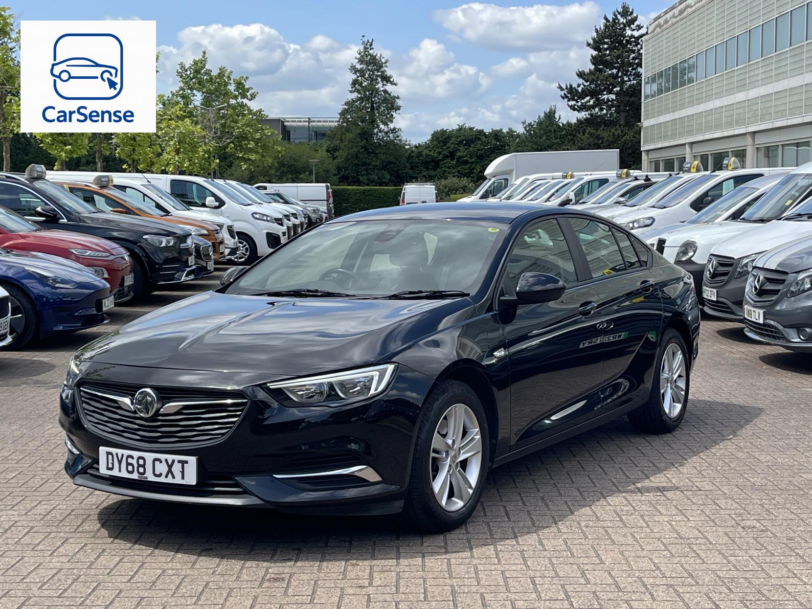 Vauxhall Insignia 1.6 Turbo D BlueInjection Design Nav Grand Sport 5dr Diesel Automatic Euro 6 (s/s) (136 ps)