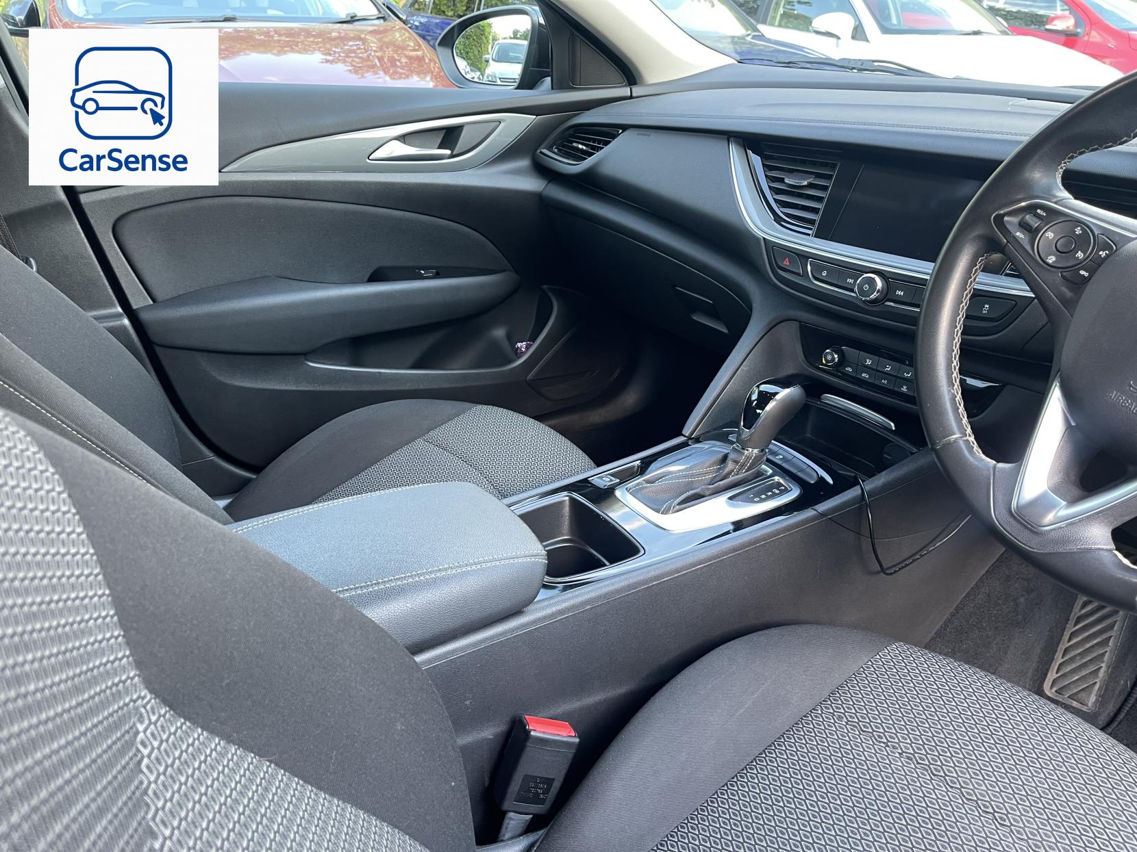 Vauxhall Insignia 1.6 Turbo D BlueInjection Design Nav Grand Sport 5dr Diesel Automatic Euro 6 (s/s) (136 ps)