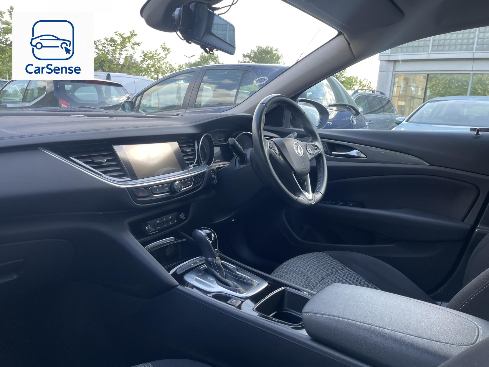 Vauxhall Insignia 1.6 Turbo D BlueInjection Design Nav Grand Sport 5dr Diesel Automatic Euro 6 (s/s) (136 ps)