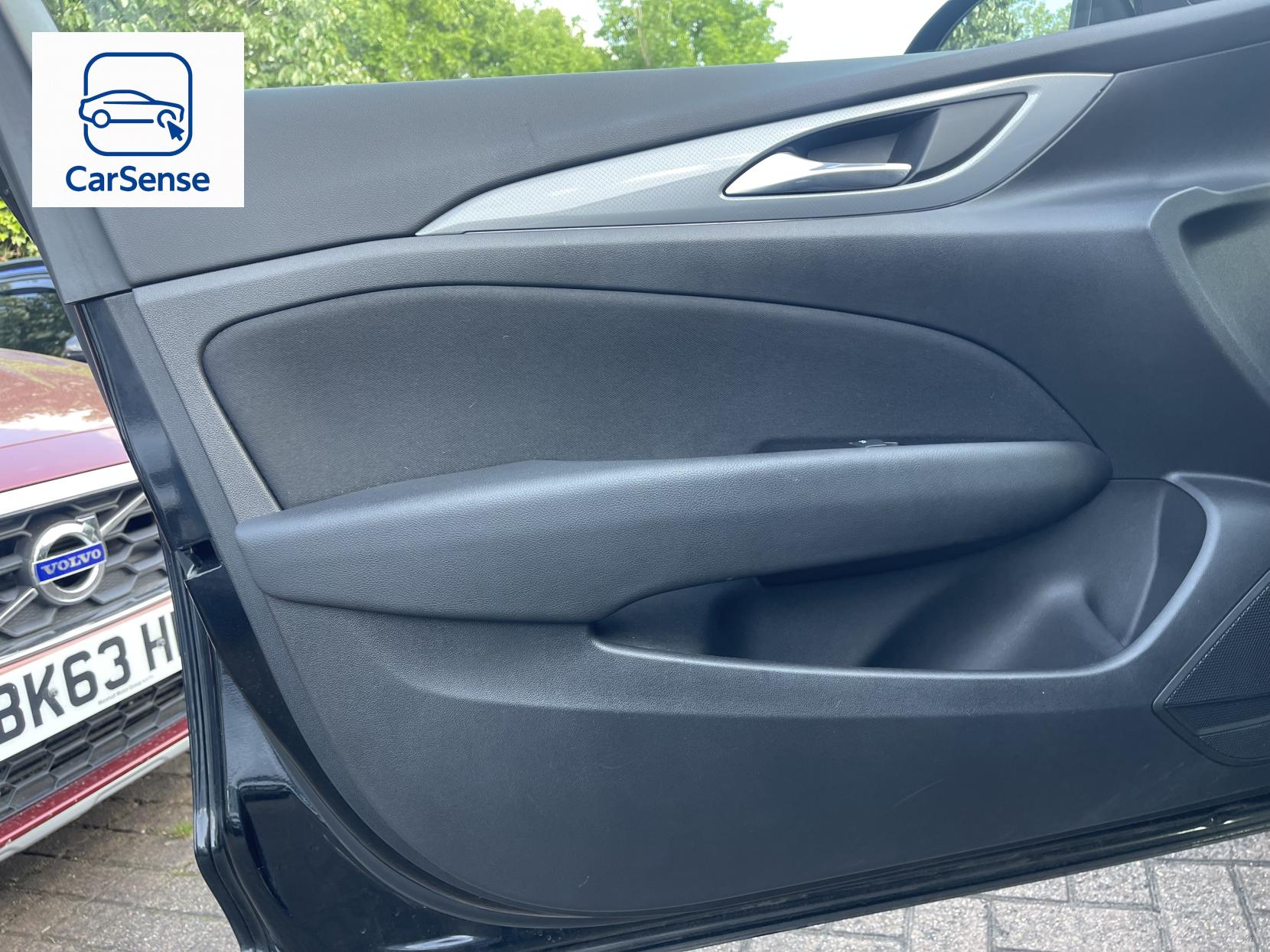 Vauxhall Insignia 1.6 Turbo D BlueInjection Design Nav Grand Sport 5dr Diesel Automatic Euro 6 (s/s) (136 ps)