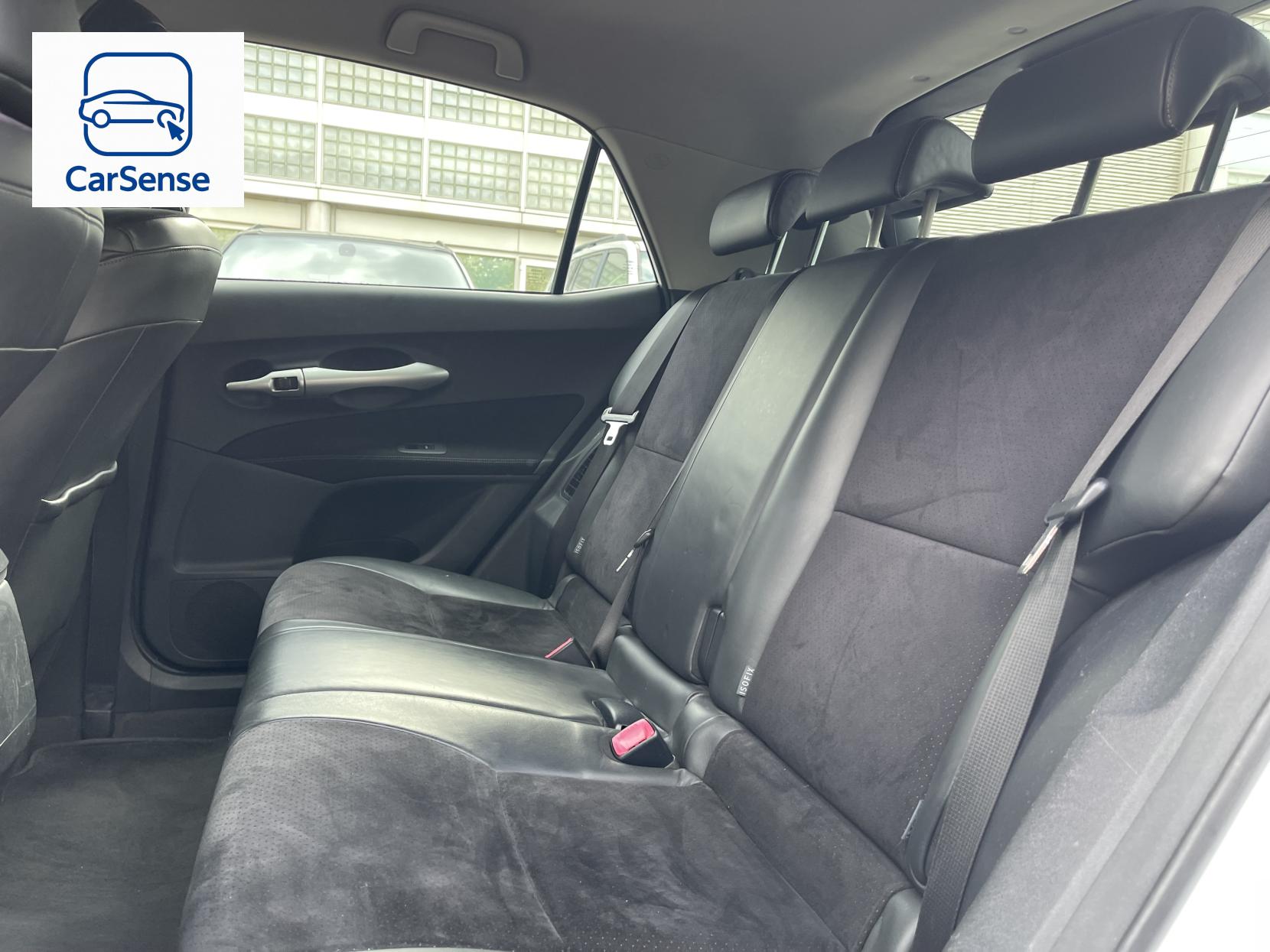 Toyota Auris 1.8 VVT-h T Spirit Hatchback 5dr Petrol Hybrid CVT Euro 5 (s/s) (136 ps)