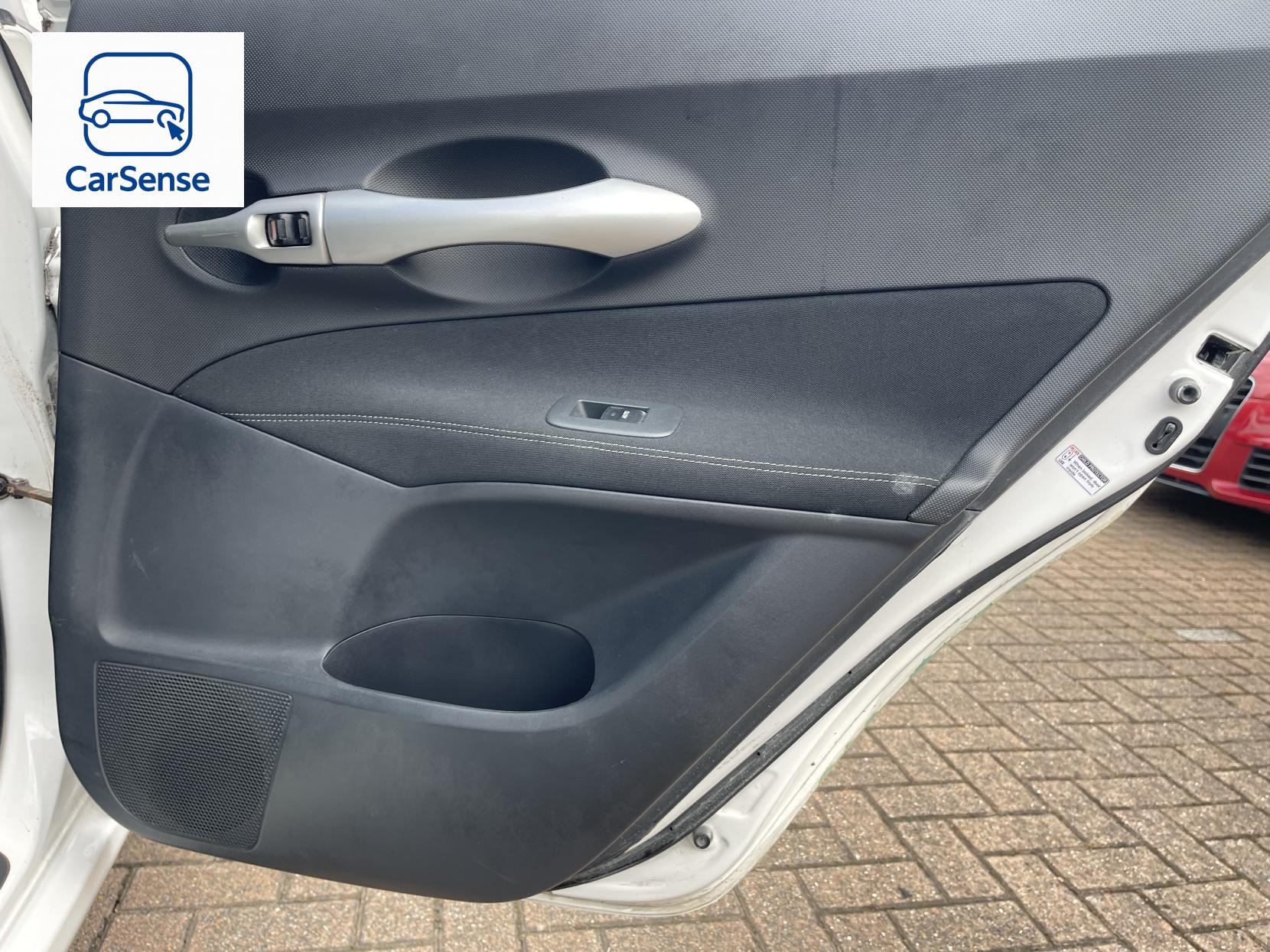 Toyota Auris 1.8 VVT-h T Spirit Hatchback 5dr Petrol Hybrid CVT Euro 5 (s/s) (136 ps)