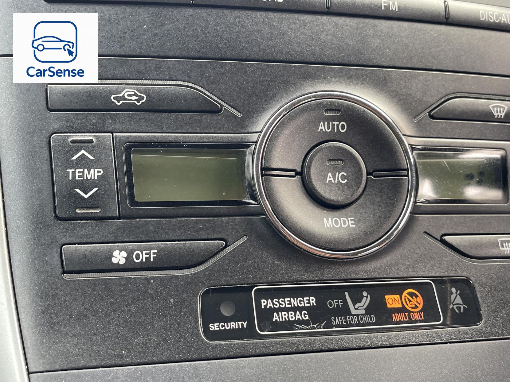 Toyota Auris 1.8 VVT-h T Spirit Hatchback 5dr Petrol Hybrid CVT Euro 5 (s/s) (136 ps)