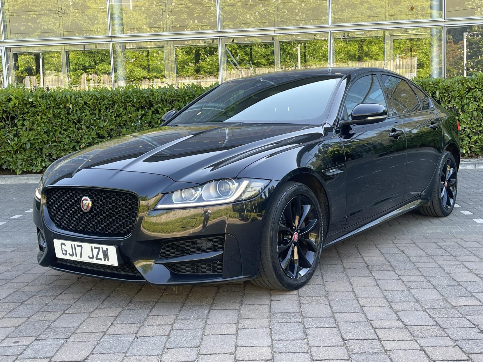 Jaguar XF 2.0d R-Sport Saloon 4dr Diesel Auto Euro 6 (s/s) (180 ps)