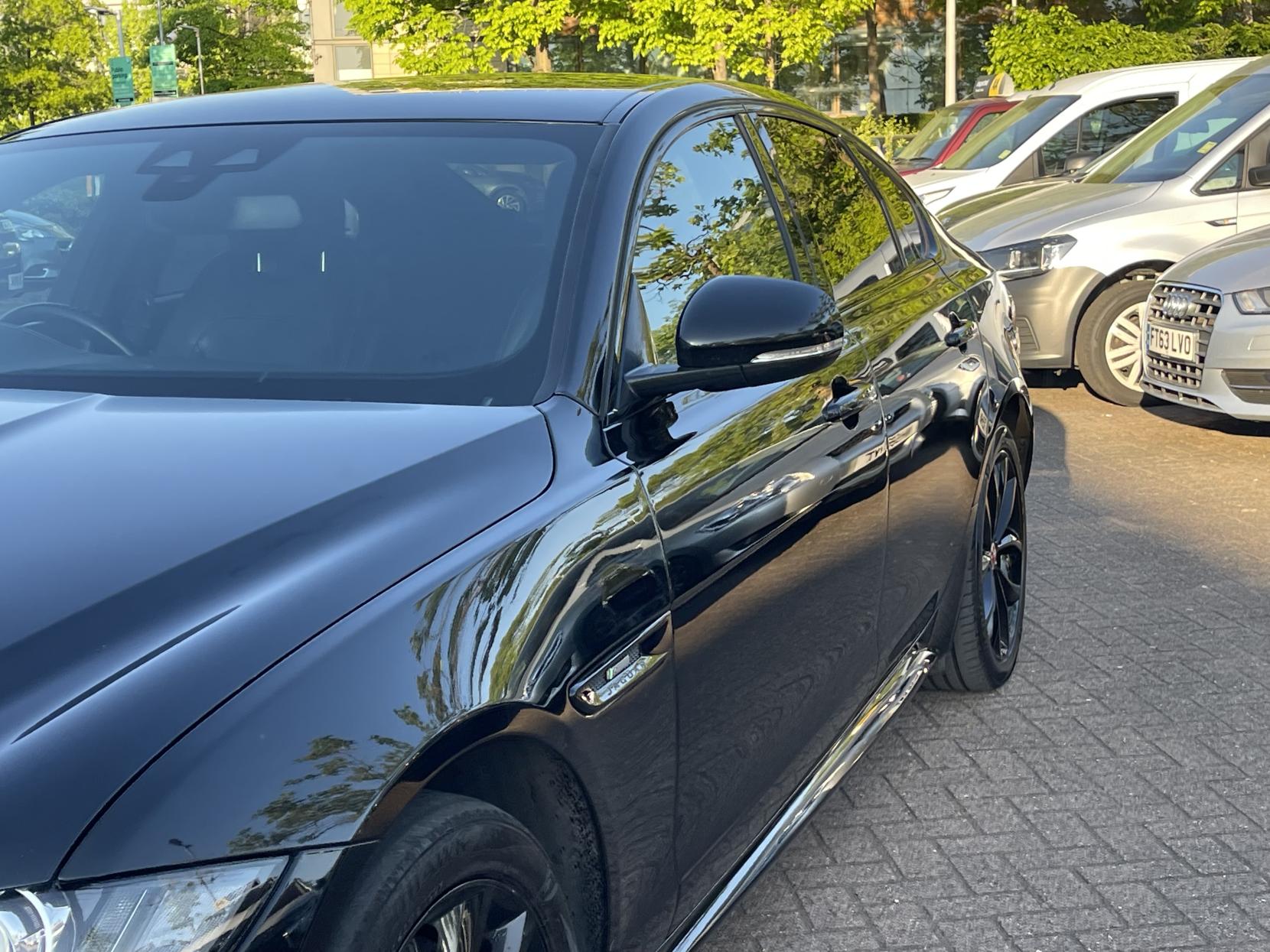 Jaguar XF 2.0d R-Sport Saloon 4dr Diesel Auto Euro 6 (s/s) (180 ps)