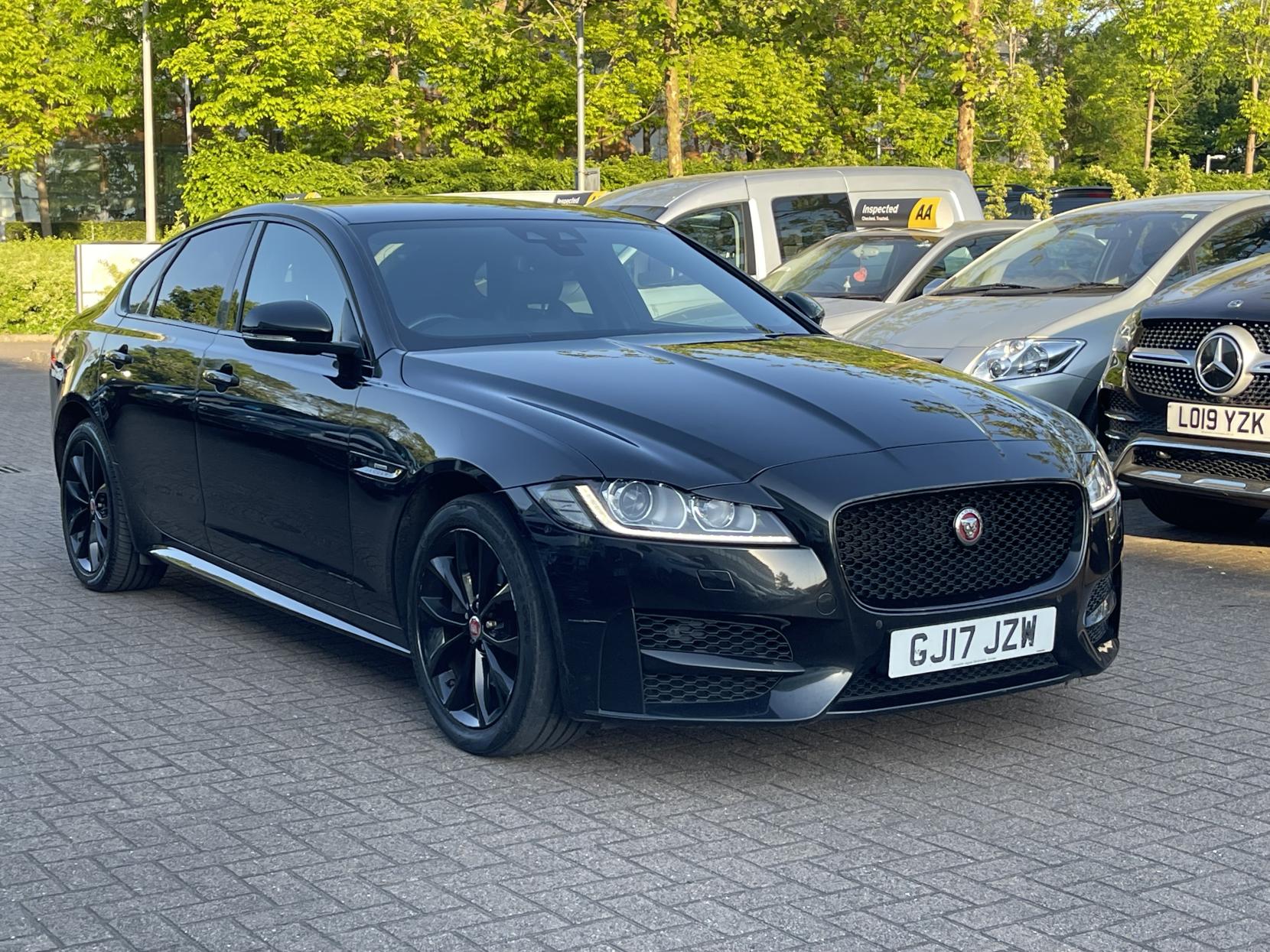 Jaguar XF 2.0d R-Sport Saloon 4dr Diesel Auto Euro 6 (s/s) (180 ps)