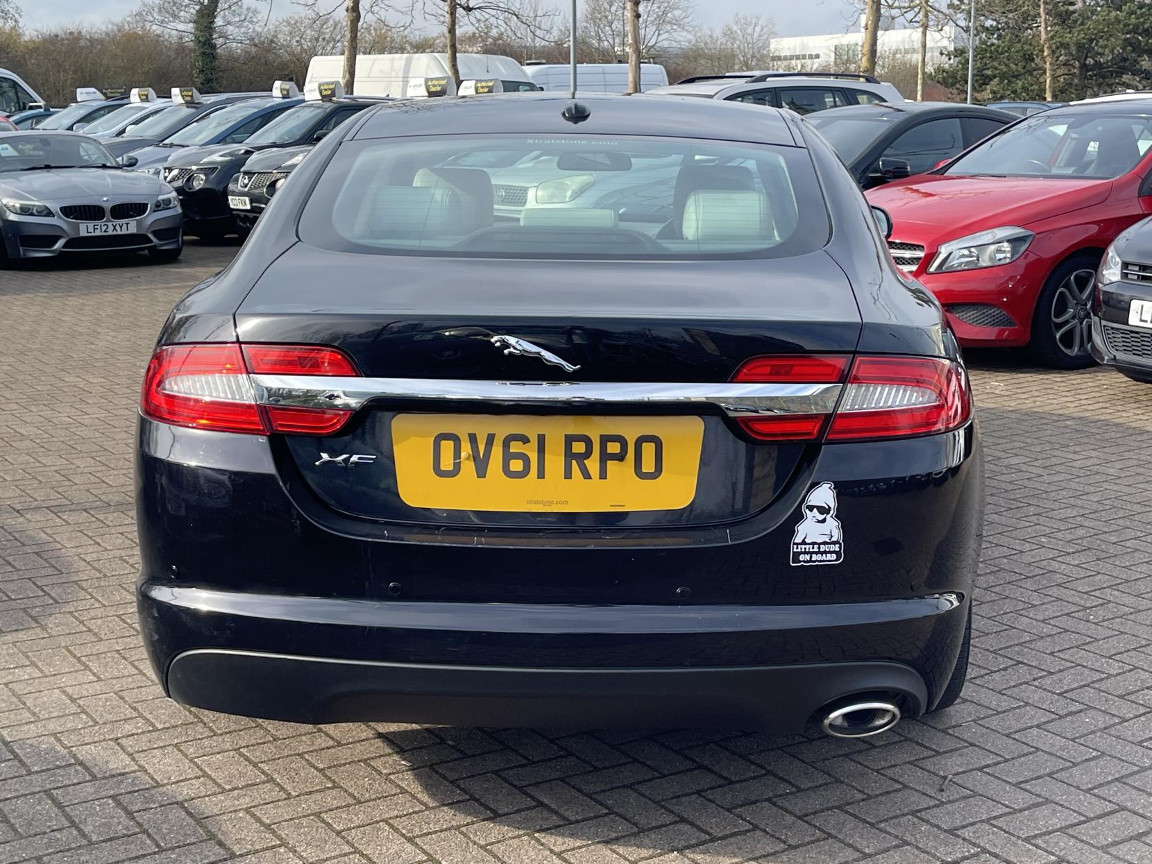 Jaguar XF 2.2d Premium Luxury Saloon 4dr Diesel Auto Euro 5 (s/s) (190 ps)