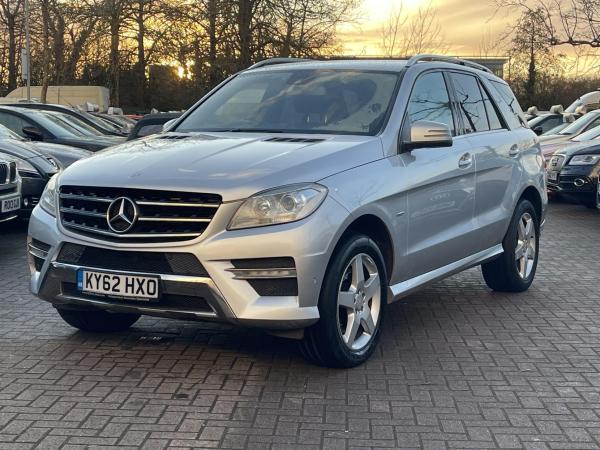 Mercedes-Benz M Class 3.0 ML350 V6 BlueTEC Sport SUV 5dr Diesel G-Tronic 4WD Euro 6 (s/s) (258 ps)