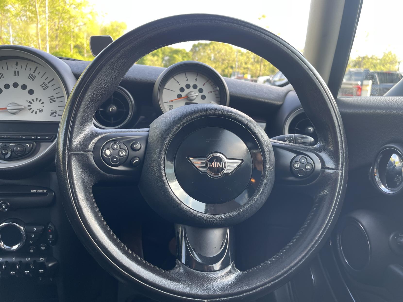 MINI Hatch 2.0 Cooper D Hatchback 3dr Diesel Auto Euro 5 (112 ps)