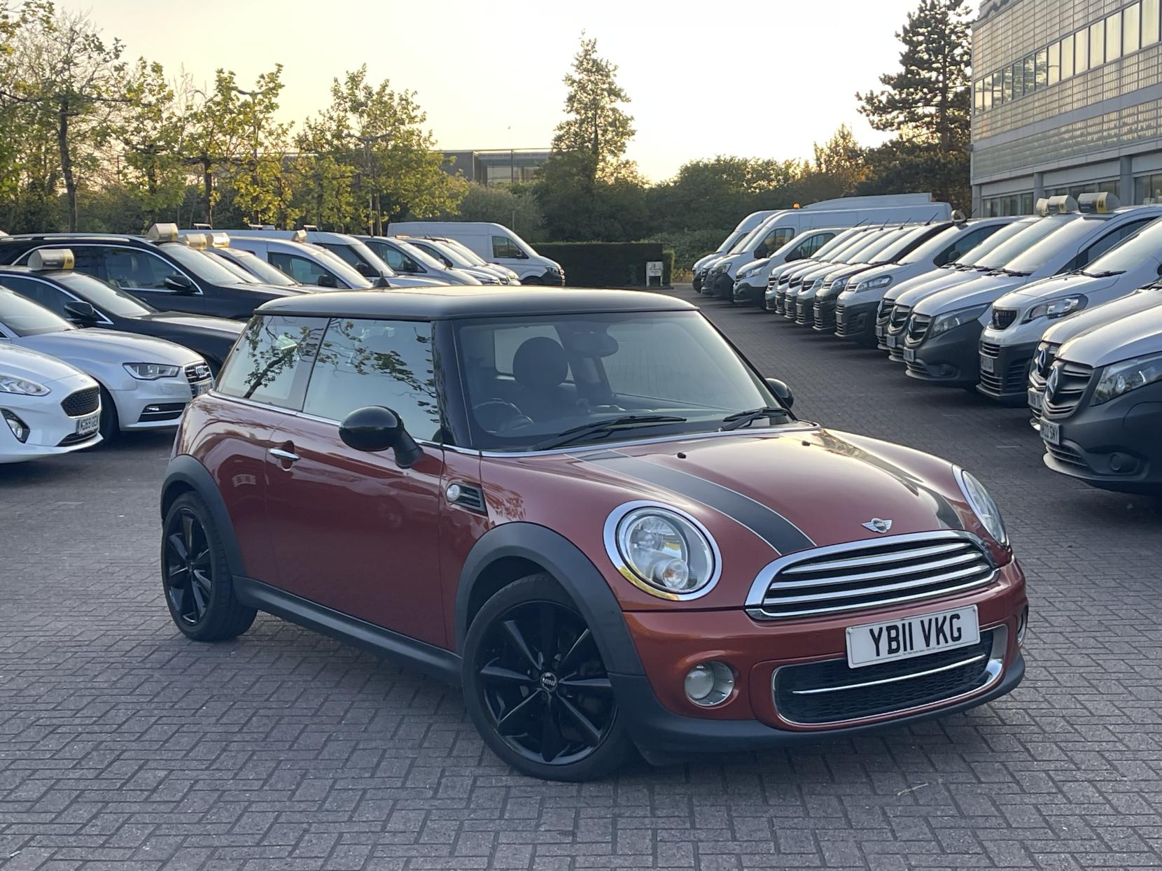 MINI Hatch 2.0 Cooper D Hatchback 3dr Diesel Auto Euro 5 (112 ps)