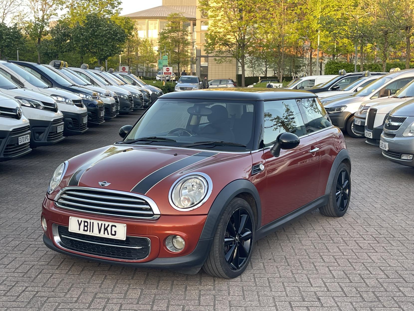 MINI Hatch 2.0 Cooper D Hatchback 3dr Diesel Auto Euro 5 (112 ps)