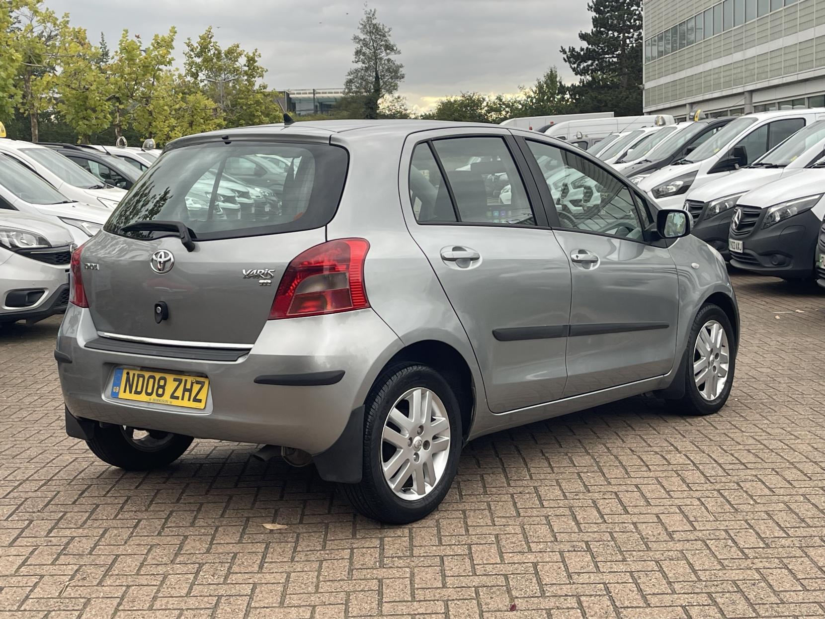 Toyota Yaris 1.3 VVT-i TR Hatchback 5dr Petrol Manual (141 g/km, 85 bhp)