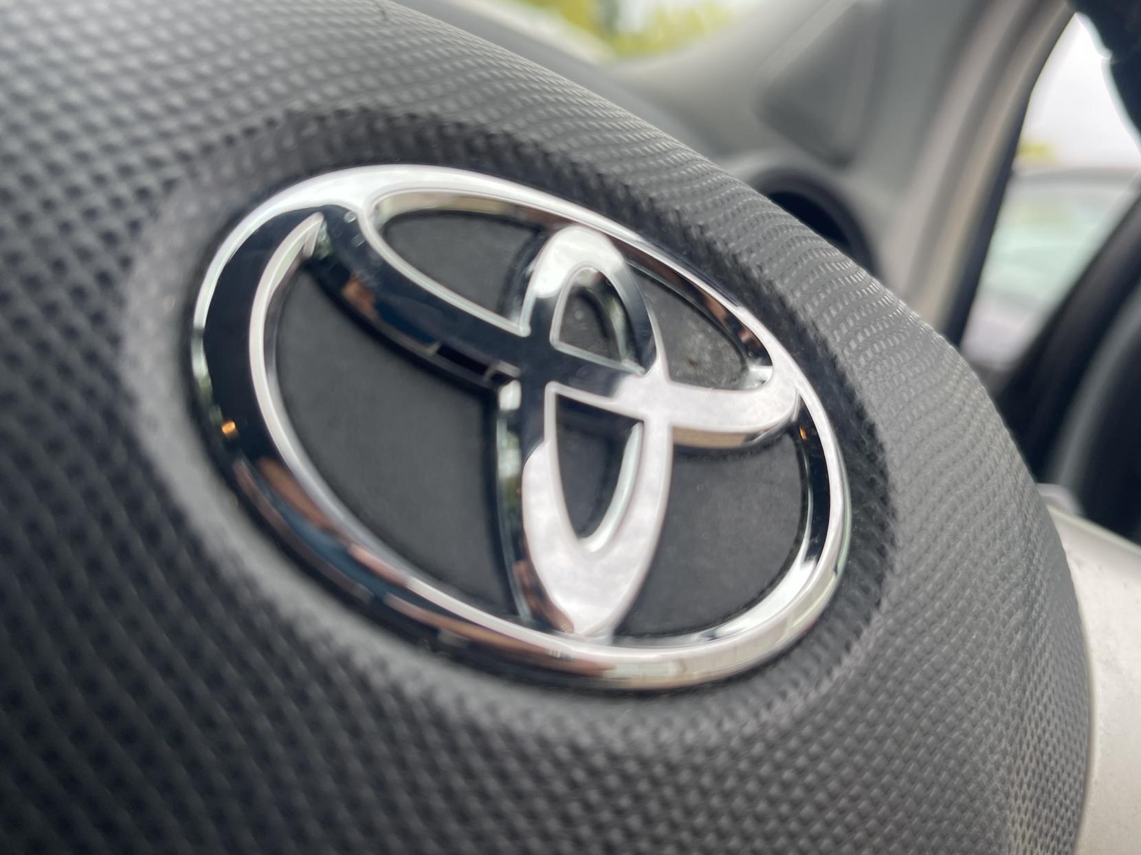 Toyota Yaris 1.3 VVT-i TR Hatchback 5dr Petrol Manual (141 g/km, 85 bhp)