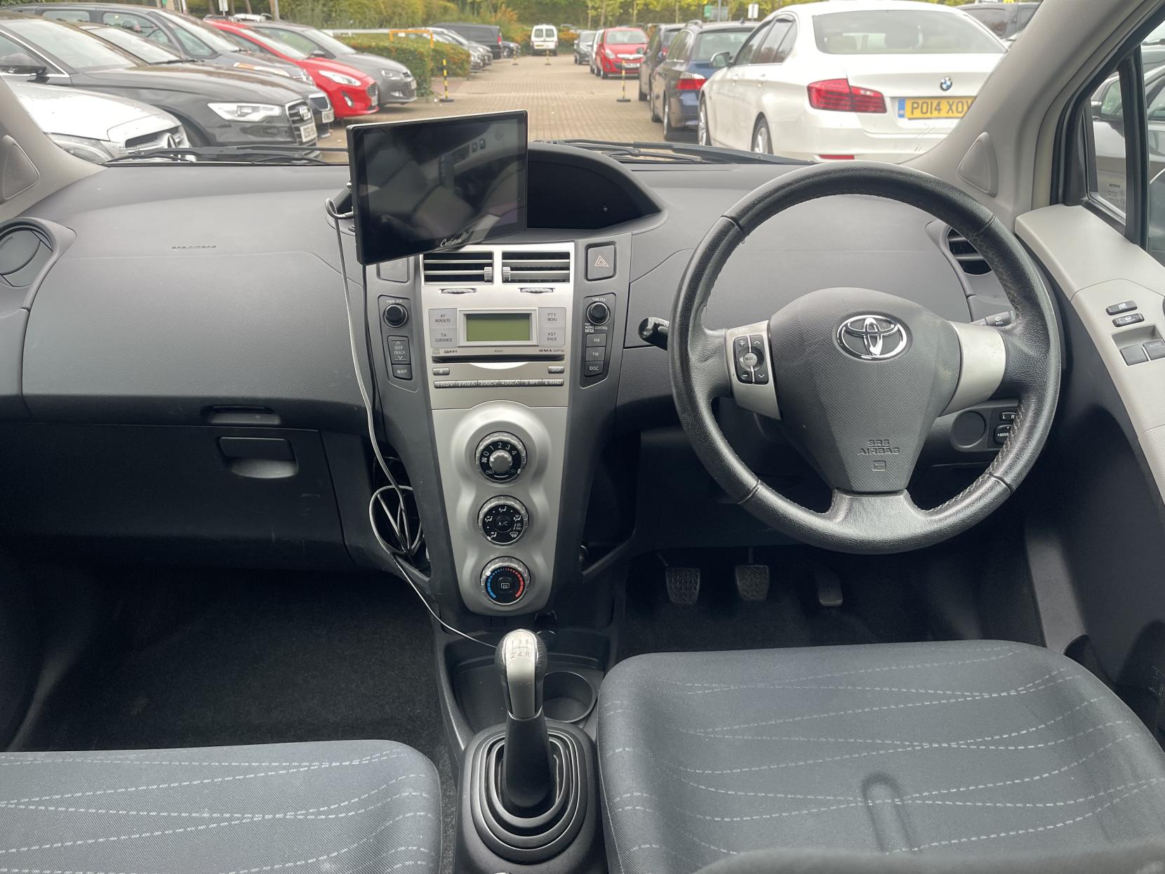 Toyota Yaris 1.3 VVT-i TR Hatchback 5dr Petrol Manual (141 g/km, 85 bhp)