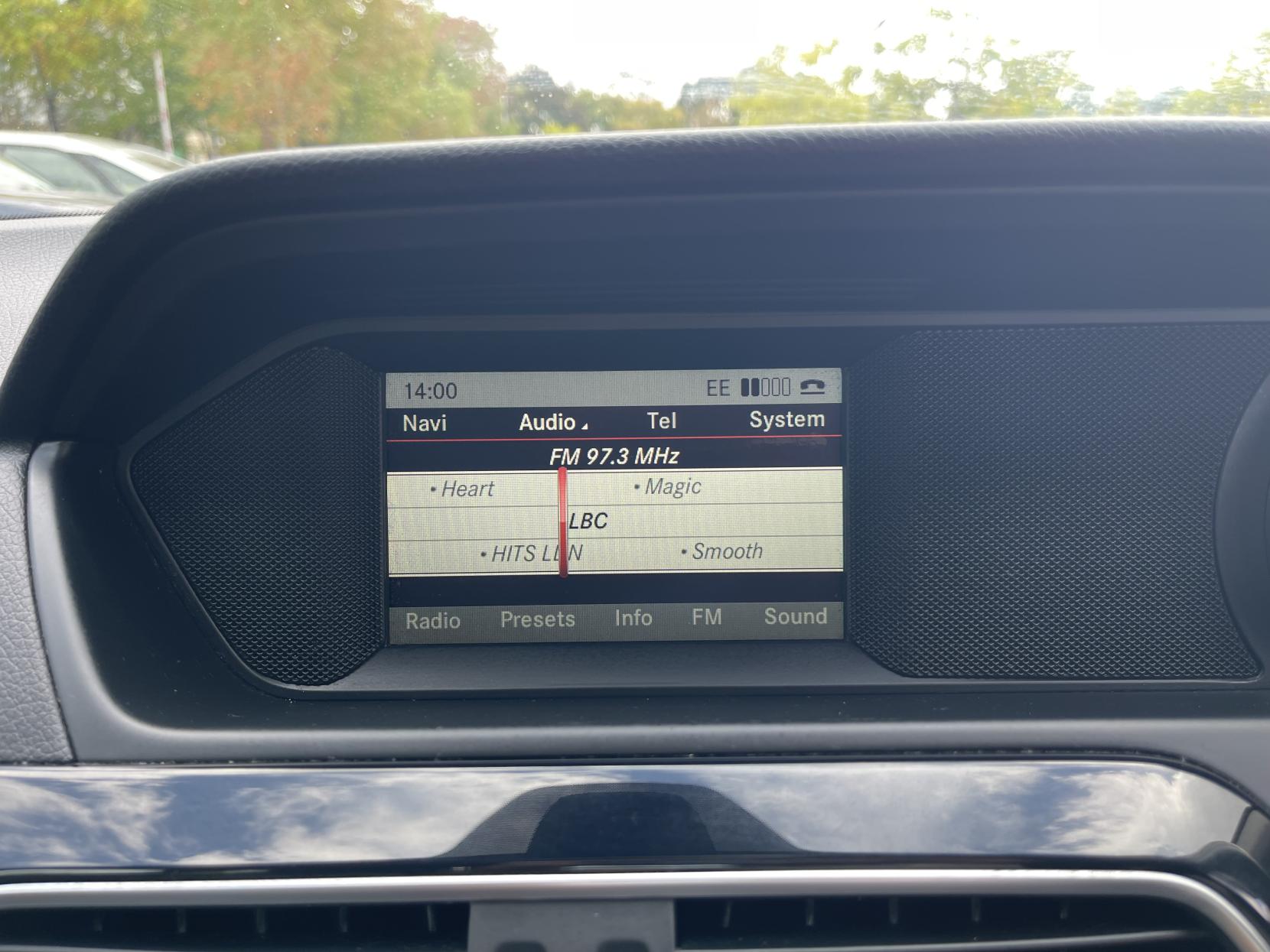 Mercedes-Benz C Class 1.6 C180 BlueEfficiency Executive SE Saloon 4dr Petrol G-Tronic+ Euro 5 (s/s) (156 ps)