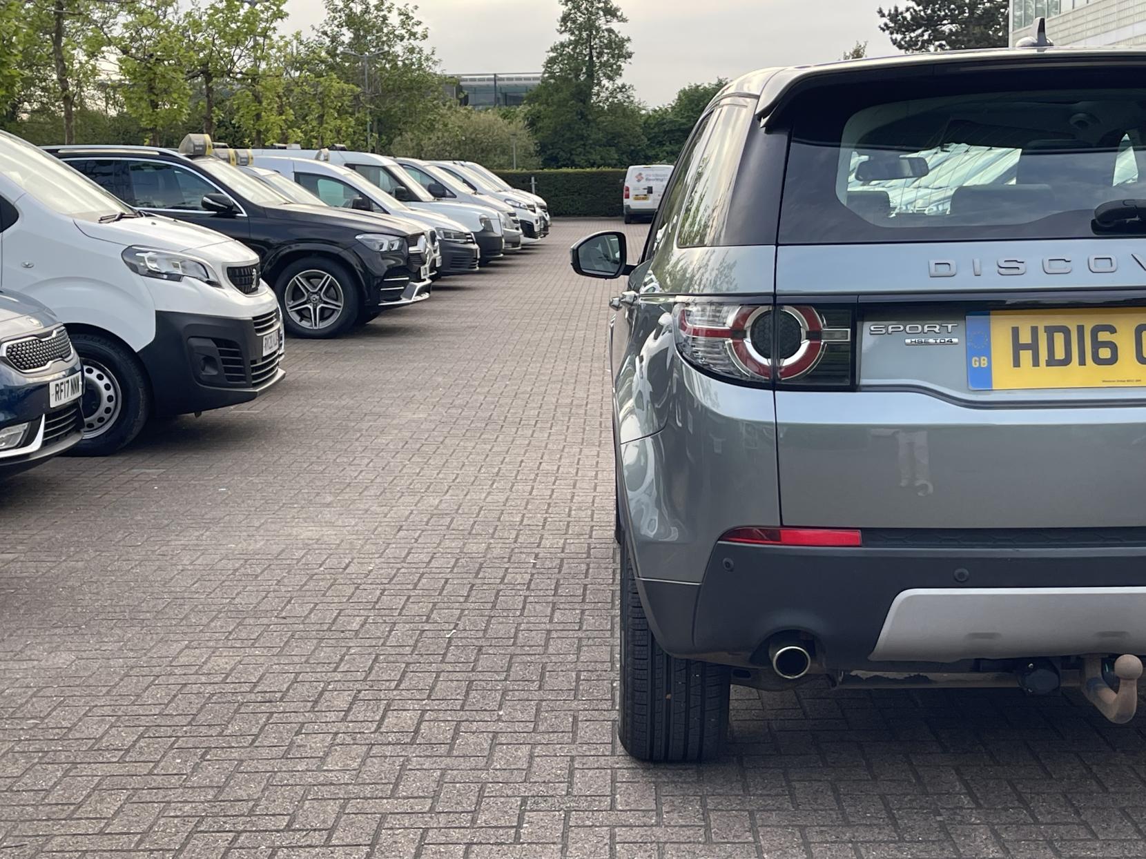 Land Rover Discovery Sport 2.0 TD4 HSE SUV 5dr Diesel Auto 4WD Euro 6 (s/s) (180 ps)