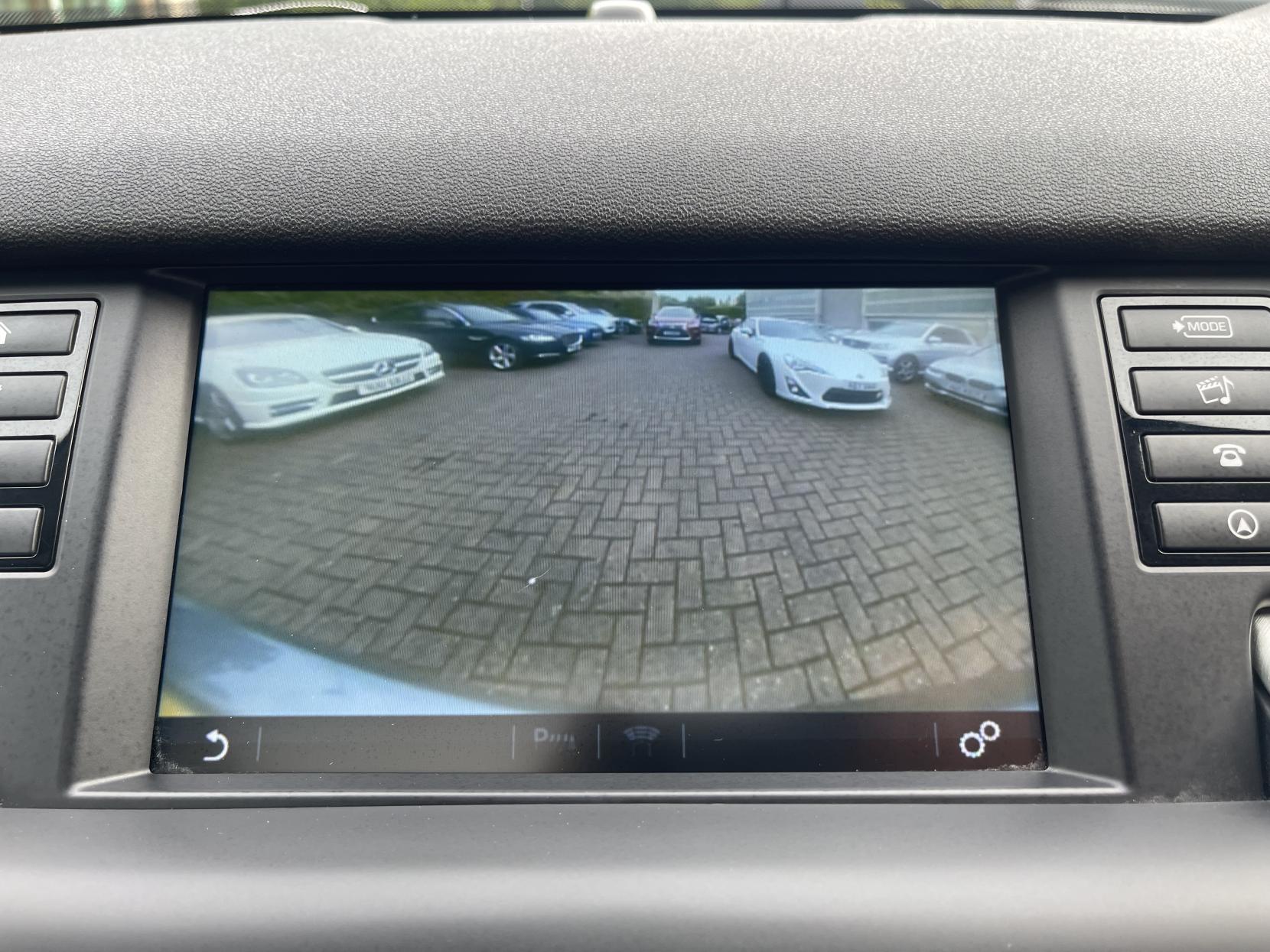 Land Rover Discovery Sport 2.0 TD4 HSE SUV 5dr Diesel Auto 4WD Euro 6 (s/s) (180 ps)