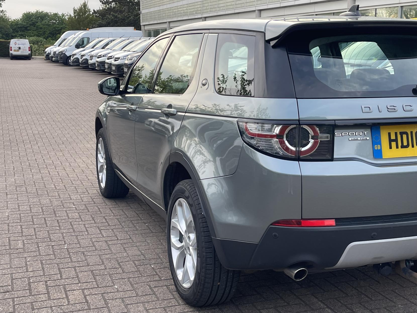 Land Rover Discovery Sport 2.0 TD4 HSE SUV 5dr Diesel Auto 4WD Euro 6 (s/s) (180 ps)