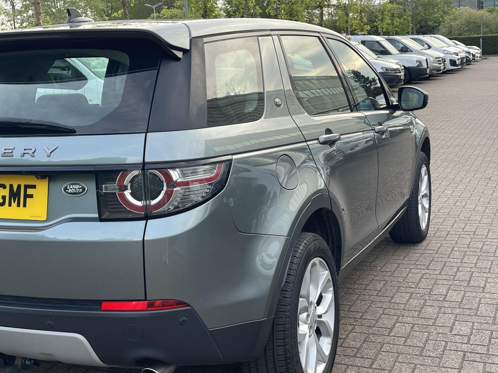 Land Rover Discovery Sport 2.0 TD4 HSE SUV 5dr Diesel Auto 4WD Euro 6 (s/s) (180 ps)