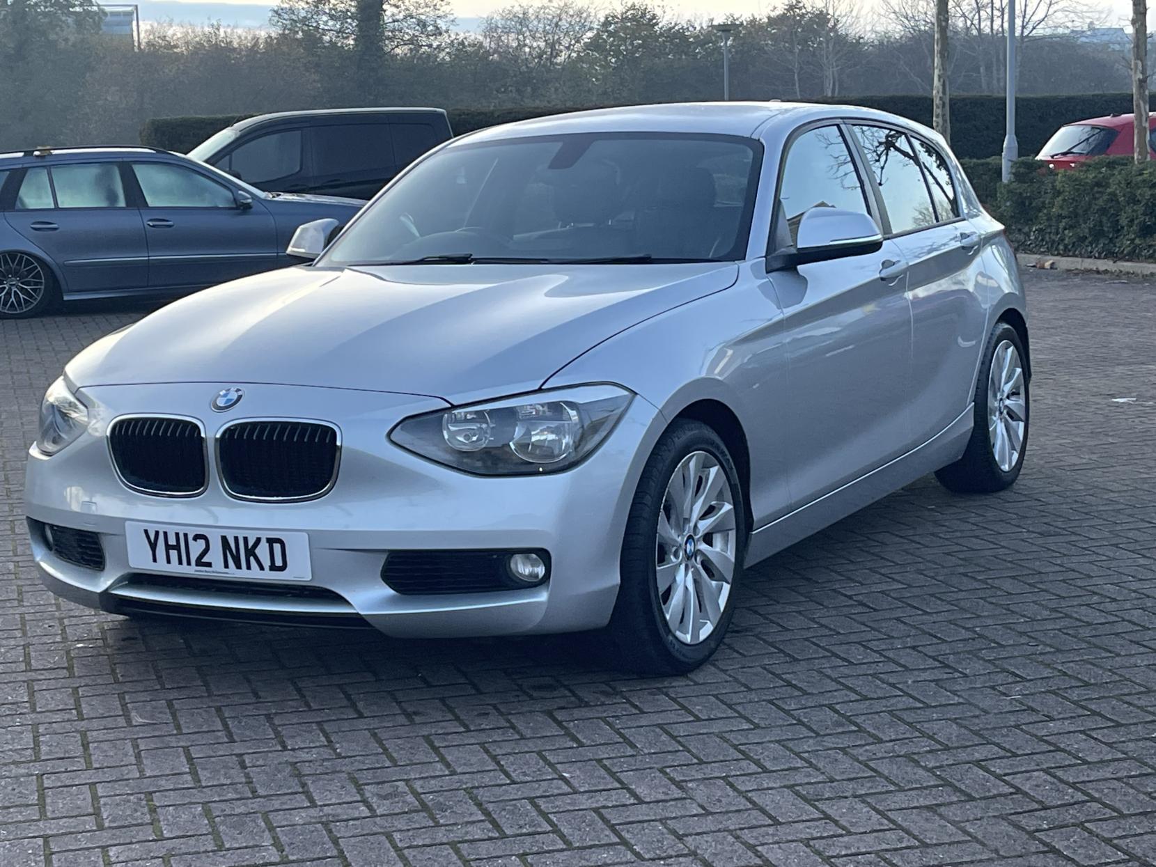 BMW 1 Series 1.6 118i SE Hatchback 5dr Petrol Auto Euro 5 (s/s) (170 ps)