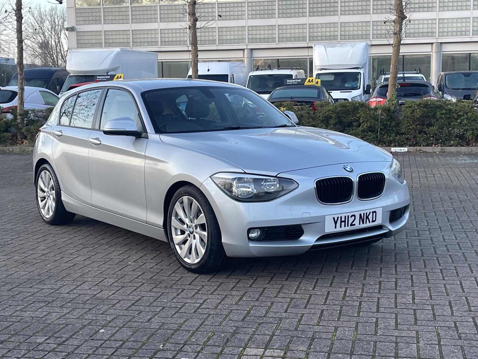 BMW 1 Series 1.6 118i SE Hatchback 5dr Petrol Auto Euro 5 (s/s) (170 ps)