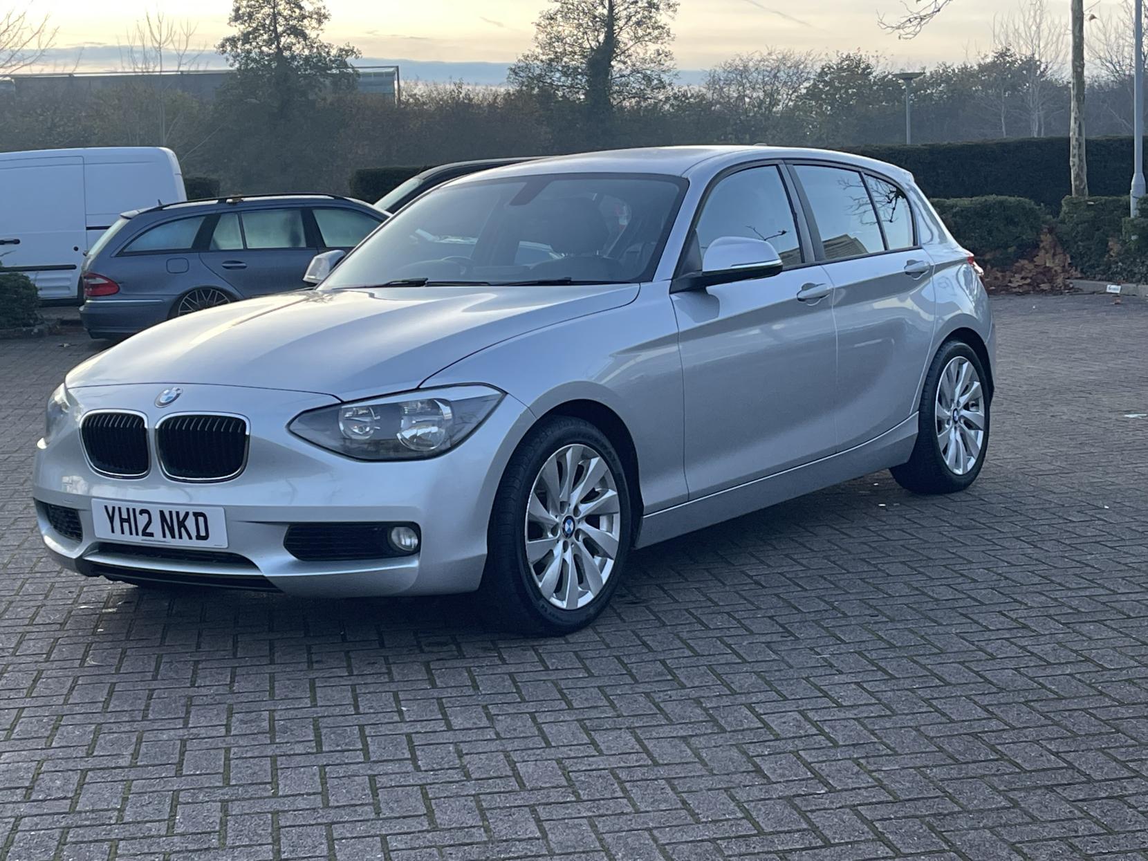 BMW 1 Series 1.6 118i SE Hatchback 5dr Petrol Auto Euro 5 (s/s) (170 ps)