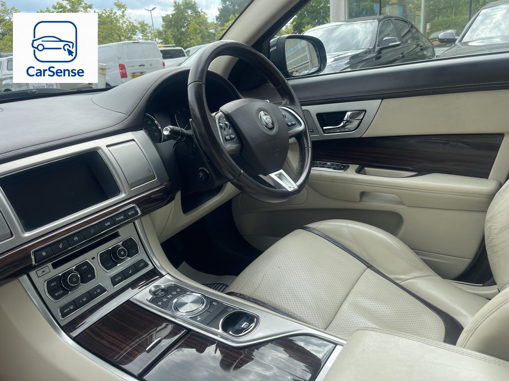 Jaguar XF 2.2d Portfolio Saloon 4dr Diesel Auto Euro 5 (s/s) (200 ps)