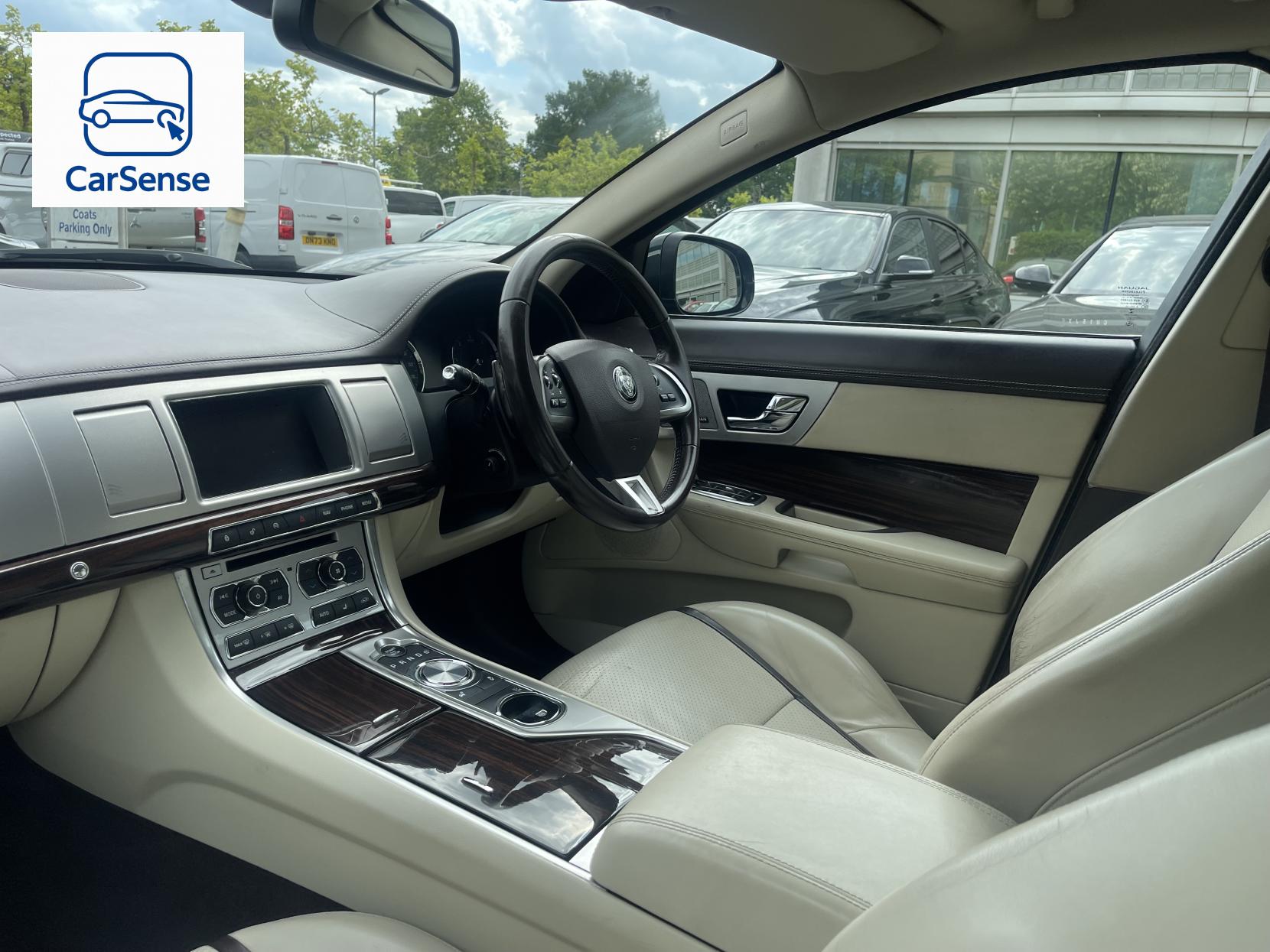 Jaguar XF 2.2d Portfolio Saloon 4dr Diesel Auto Euro 5 (s/s) (200 ps)
