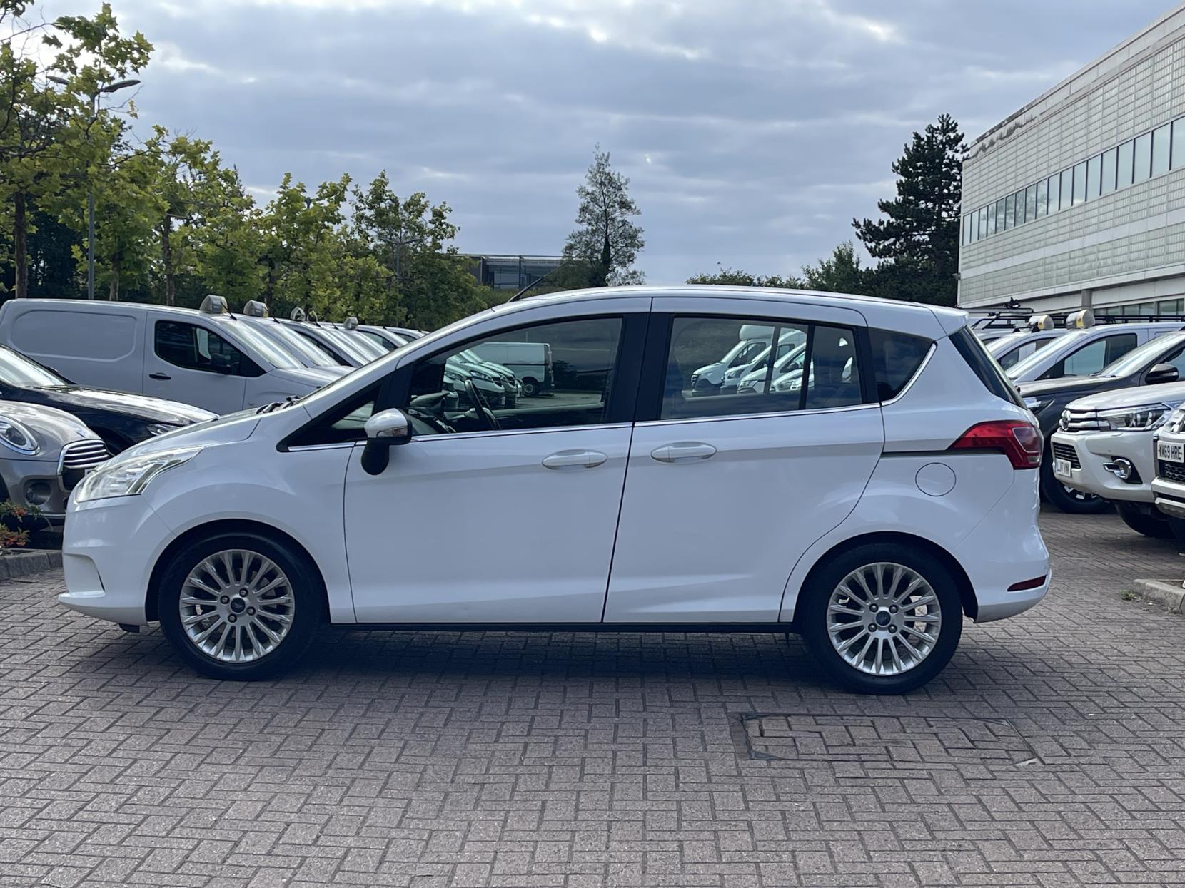 Ford B-Max 1.6 Titanium MPV 5dr Petrol Powershift Euro 5 (105 ps)
