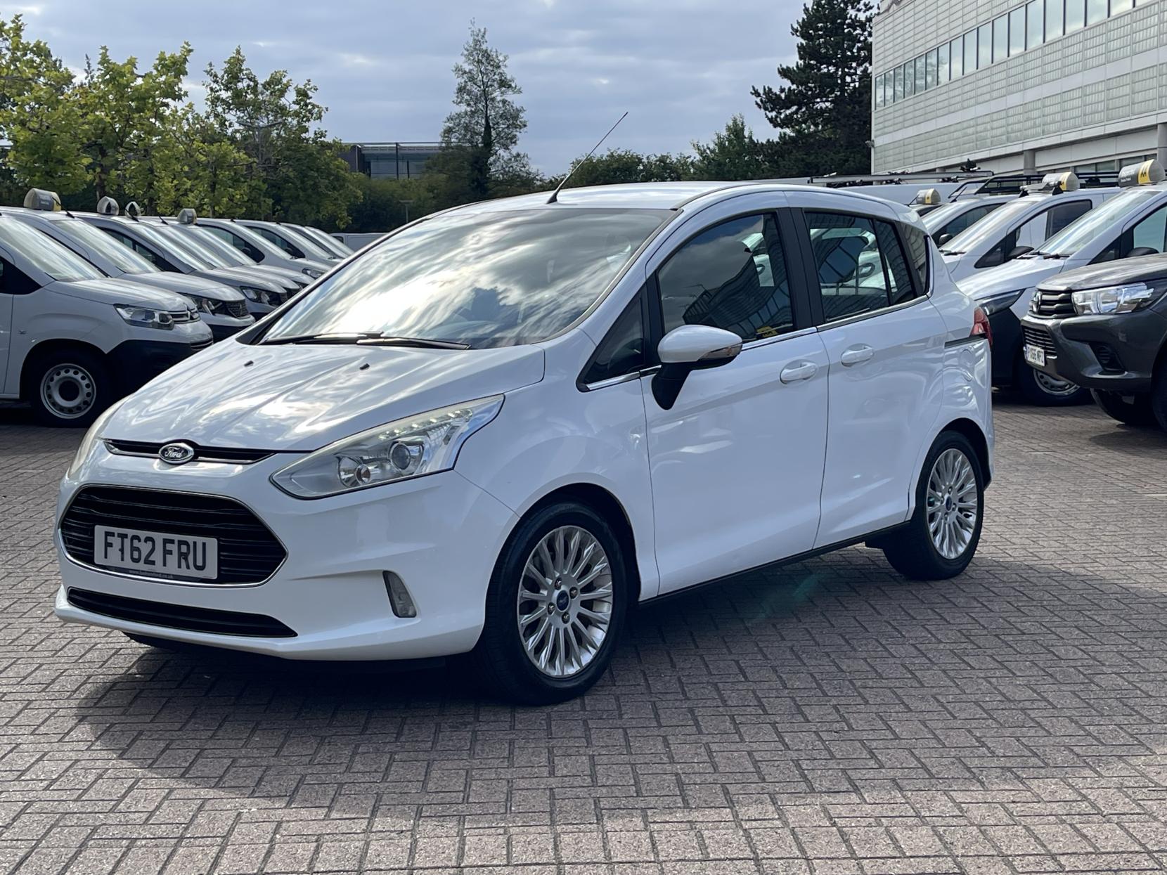 Ford B-Max 1.6 Titanium MPV 5dr Petrol Powershift Euro 5 (105 ps)