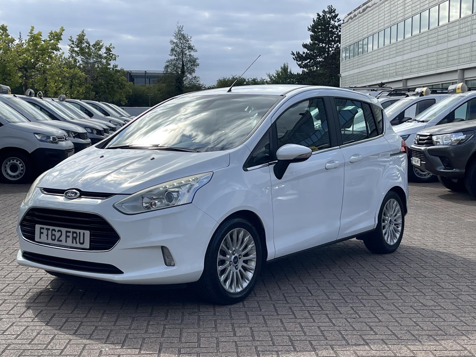 Ford B-Max 1.6 Titanium MPV 5dr Petrol Powershift Euro 5 (105 ps)
